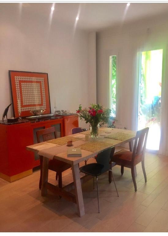 Holiday home Maison De Ville Et Parking Nice 500 M De La Mer Nice